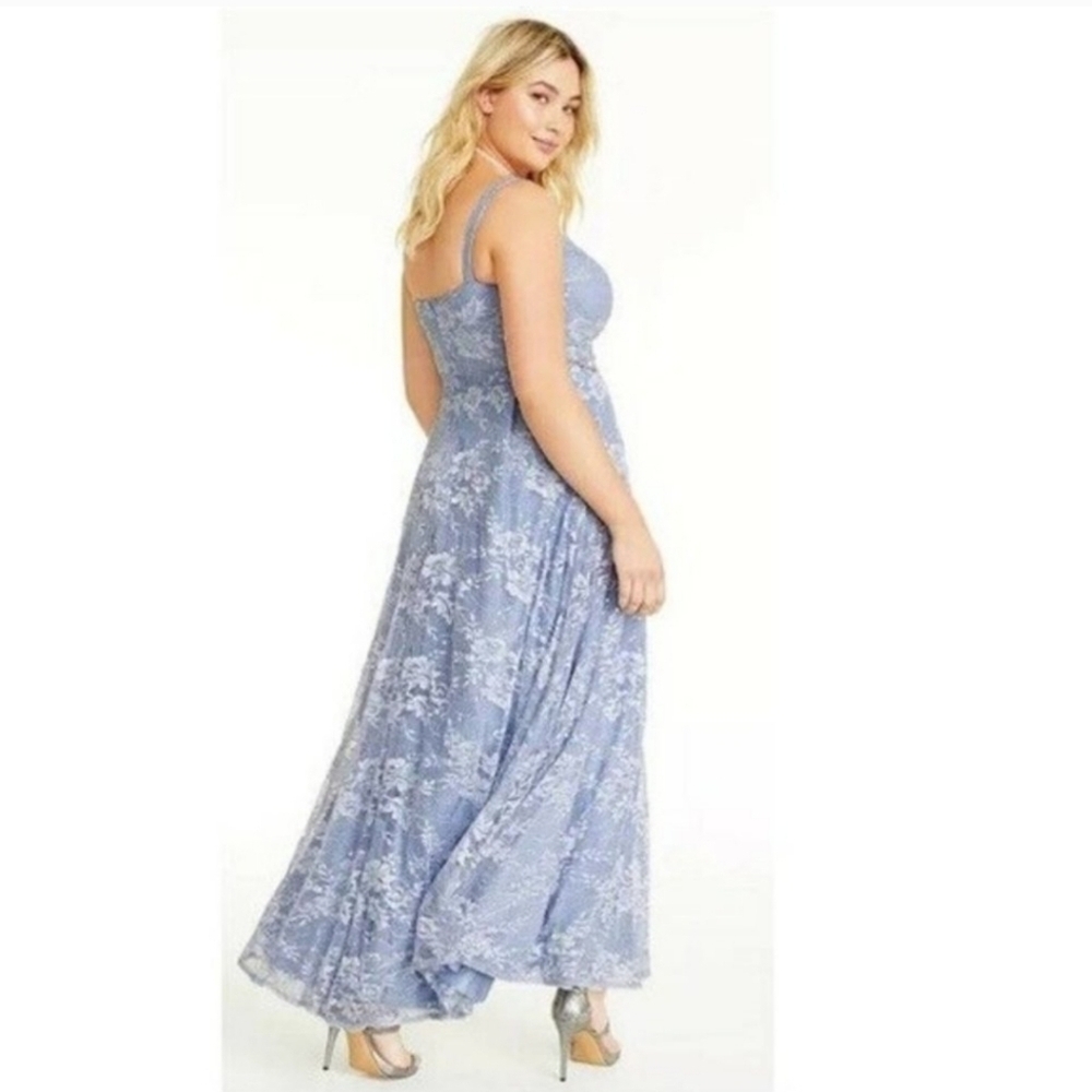 Elegant Blue Floral Maxi Dress - Picture 9 of 10